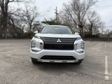 New 2025 Mitsubishi Outlander SE image 3