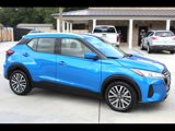 Used 2021 Nissan Kicks SV image 2