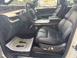 New 2025 Lincoln Navigator Reserve image 6