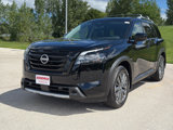 New 2025 Nissan Pathfinder SL w/ SL Premium Package image 3