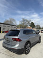 Used 2022 Volkswagen Tiguan SE w/ Panoramic Sunroof Package image 4
