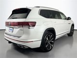 Used 2025 Volkswagen Atlas SEL Premium R-Line image 6