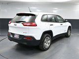 Used 2016 Jeep Cherokee Sport w/ Cold Weather Group image 4