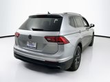 Used 2024 Volkswagen Tiguan SE image 5