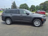 New 2025 Jeep Grand Cherokee L Laredo image 4