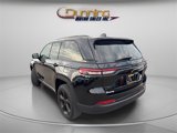 Used 2022 Jeep Grand Cherokee Altitude image 2
