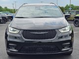 New 2025 Chrysler Pacifica Limited image 5