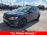Used 2021 Volkswagen Tiguan SE R-Line image 2