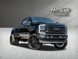 Used 2025 Ford F450 Platinum w/ FX4 Off-Road Package image 2