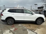 Used 2021 Volkswagen Tiguan SE w/ Panoramic Sunroof Package image 4