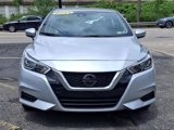 Used 2021 Nissan Versa SV image 2