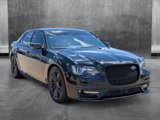 Used 2023 Chrysler 300 C image 3