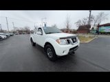 Used 2017 Nissan Frontier PRO-4X image 2