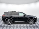 New 2025 Nissan Pathfinder SL w/ SL Premium Package image 2