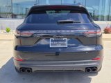 Certified 2023 Porsche Cayenne Platinum Edition image 6