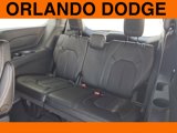 New 2025 Chrysler Pacifica Select image 6