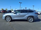Used 2023 Toyota Highlander Limited image 3
