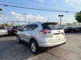 Used 2014 Nissan Rogue SV image 5