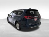 New 2025 Chrysler Pacifica Select image 4