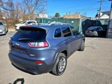 Used 2019 Jeep Cherokee Latitude Plus w/ Comfort/Convenience Group image 3