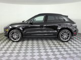 New 2026 Porsche Macan image 2