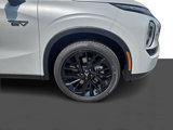 New 2025 Mitsubishi Outlander SEL image 2