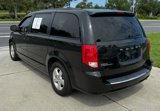 Used 2013 Dodge Grand Caravan SXT image 2