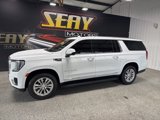 Used 2023 GMC Yukon XL SLT image 2