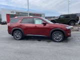 New 2025 Nissan Pathfinder SL image 2
