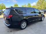 Used 2023 Chrysler Pacifica Touring-L image 5