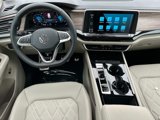 New 2025 Volkswagen Atlas SEL Premium R-Line image 2