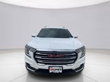 Used 2024 GMC Terrain SLT image 2