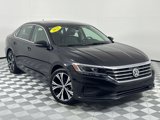 Used 2022 Volkswagen Passat 2.0T SE image 2