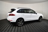 Used 2017 Porsche Cayenne Platinum Edition image 6