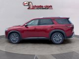 New 2025 Nissan Pathfinder SL w/ SL Premium Package image 2