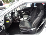 Used 2016 Hyundai Veloster image 5