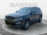 Used 2023 Jeep Grand Cherokee Limited image 3