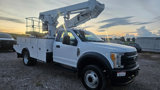 Used 2017 Ford F550 4x4 Regular Cab Super Duty image 4