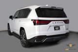 Used 2025 Lexus LX 700h Luxury image 5