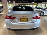 Used 2018 Chevrolet Malibu LT w/ Driver Confidence Package image 6