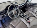 Certified 2024 Porsche Macan image 4