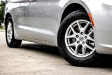 Used 2023 Chrysler Pacifica Touring-L image 2