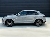 Used 2025 Porsche Macan image 2