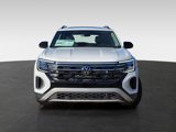 New 2025 Volkswagen Atlas Peak Edition SE image 2