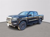 New 2025 Nissan Frontier PRO-4X w/ Black Accent Package image 2