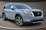 New 2025 Nissan Pathfinder Platinum image 2