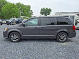 Used 2016 Dodge Grand Caravan SE image 4