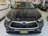 Used 2023 Toyota Highlander XLE image 2