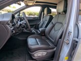 Certified 2025 Porsche Macan image 5