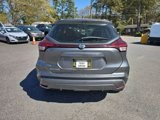 Used 2024 Nissan Kicks SV image 3